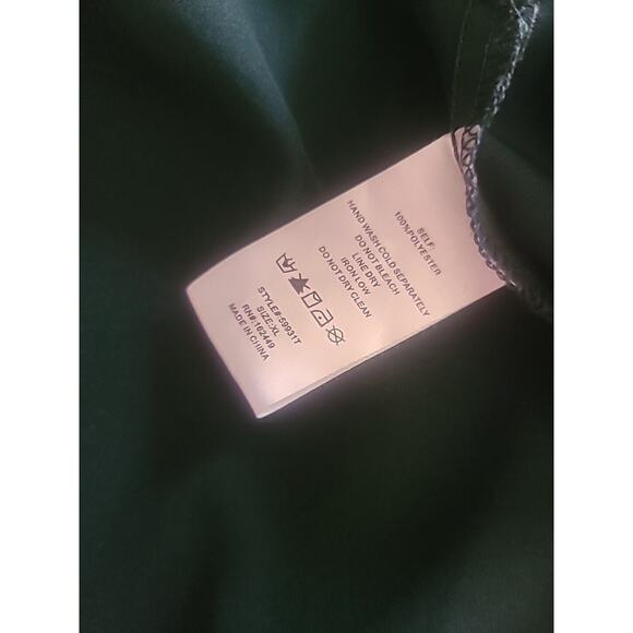 Women’s Green Ruched Button-Up Blouse XL Boho Long Sleeve Crop By Milk & Honey - Picture 6 of 9